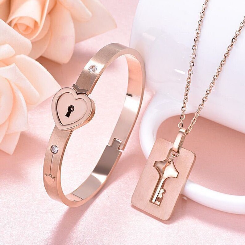 💕💕Valentine’s Day Hot Sale 50% OFF🔥Couples Bracelet & Necklace Key Set🎁Free Shipping